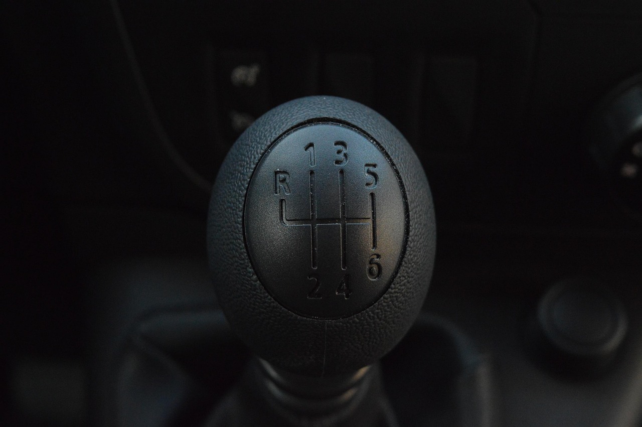 Auto, speed, gear — Safer Drivers Course in NSW: Gain Skills for a Lifetime of Safe Driving